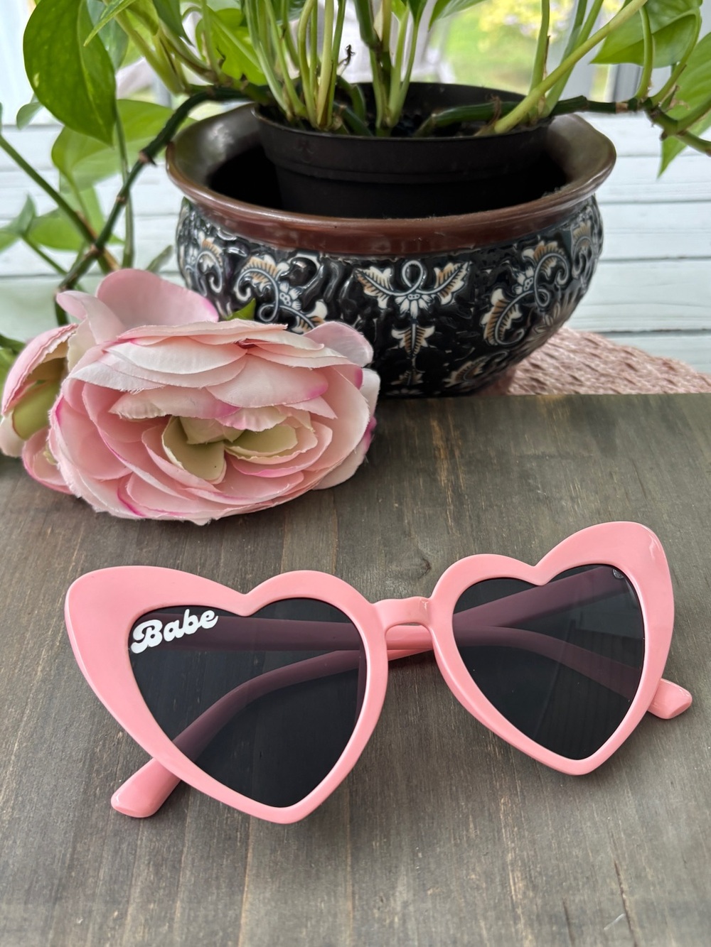 Babe Pink Heart Shaped Sun Glasses